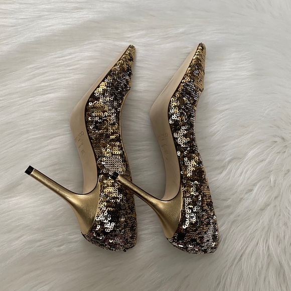 NIB-JIMMY CHOO Agnes Gold Sequin Heels 38 1/2 - Picture 3 of 4